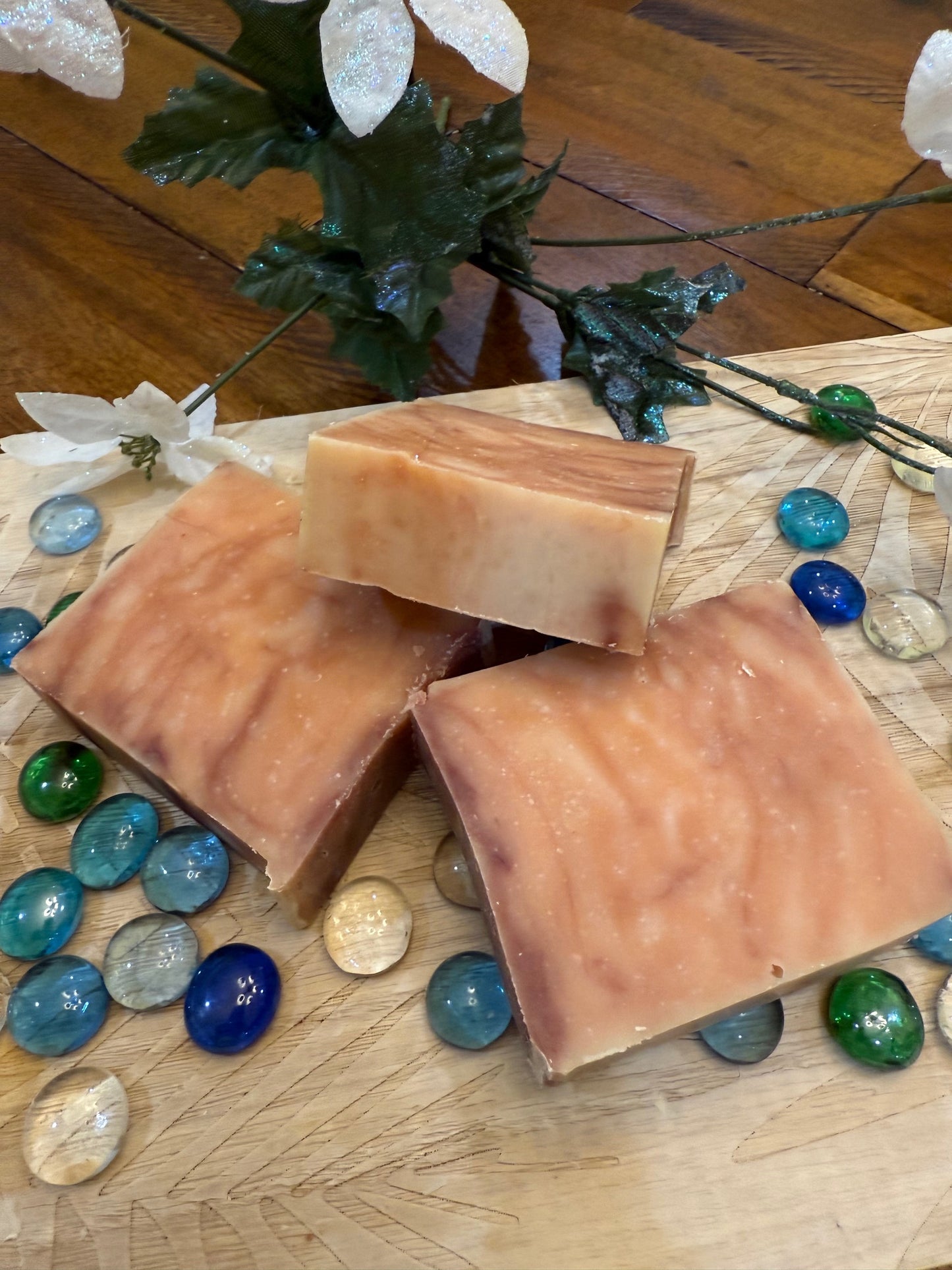 Tobacco and Bay Leaf