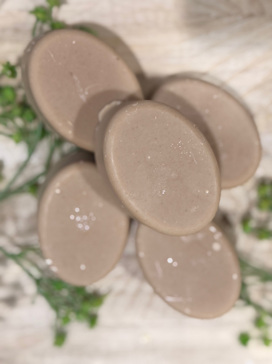 Almond (travel size)